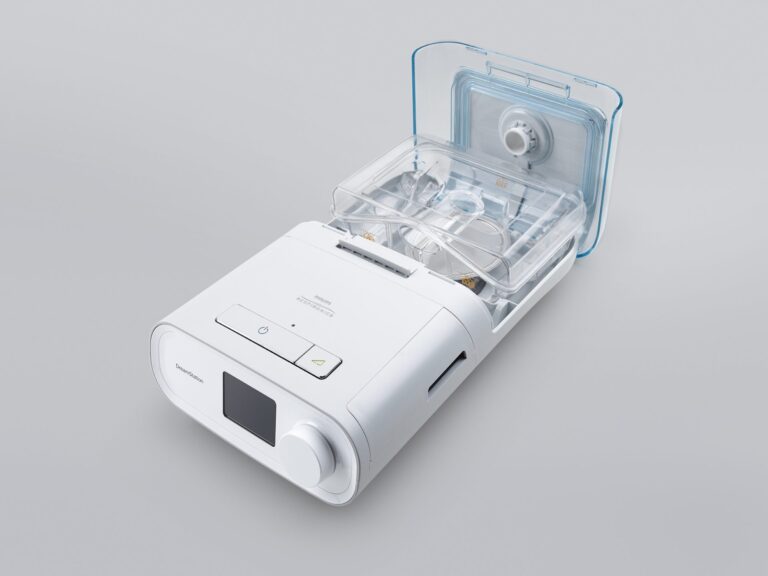 Philips Respironics DreamStation Pro With Humidifier