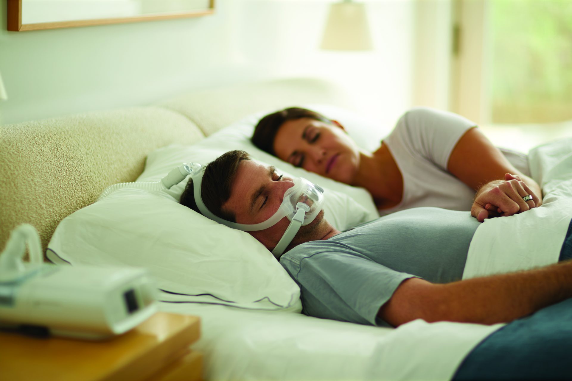 Dreamwear Fukll Face Mask Lifestyle